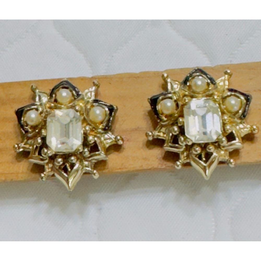 CORO Vintage Skewback Earrings Rhinestone Flower Signed Statement Enamel
